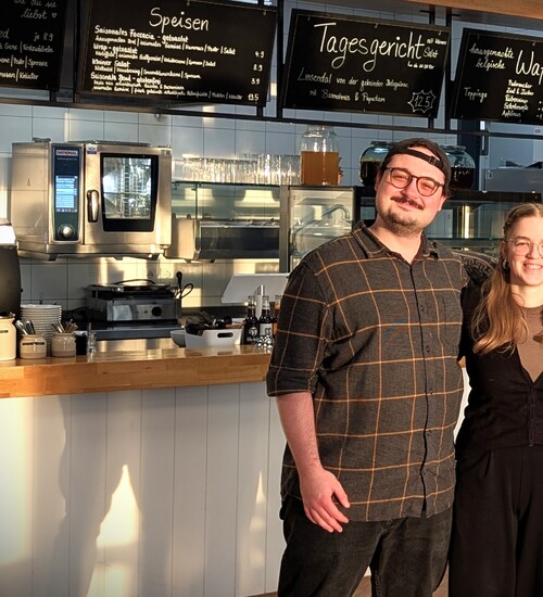 Anton, Tjorven und Roman - die neuen Bistro-P&auml;chter in der KLIMA ARENA